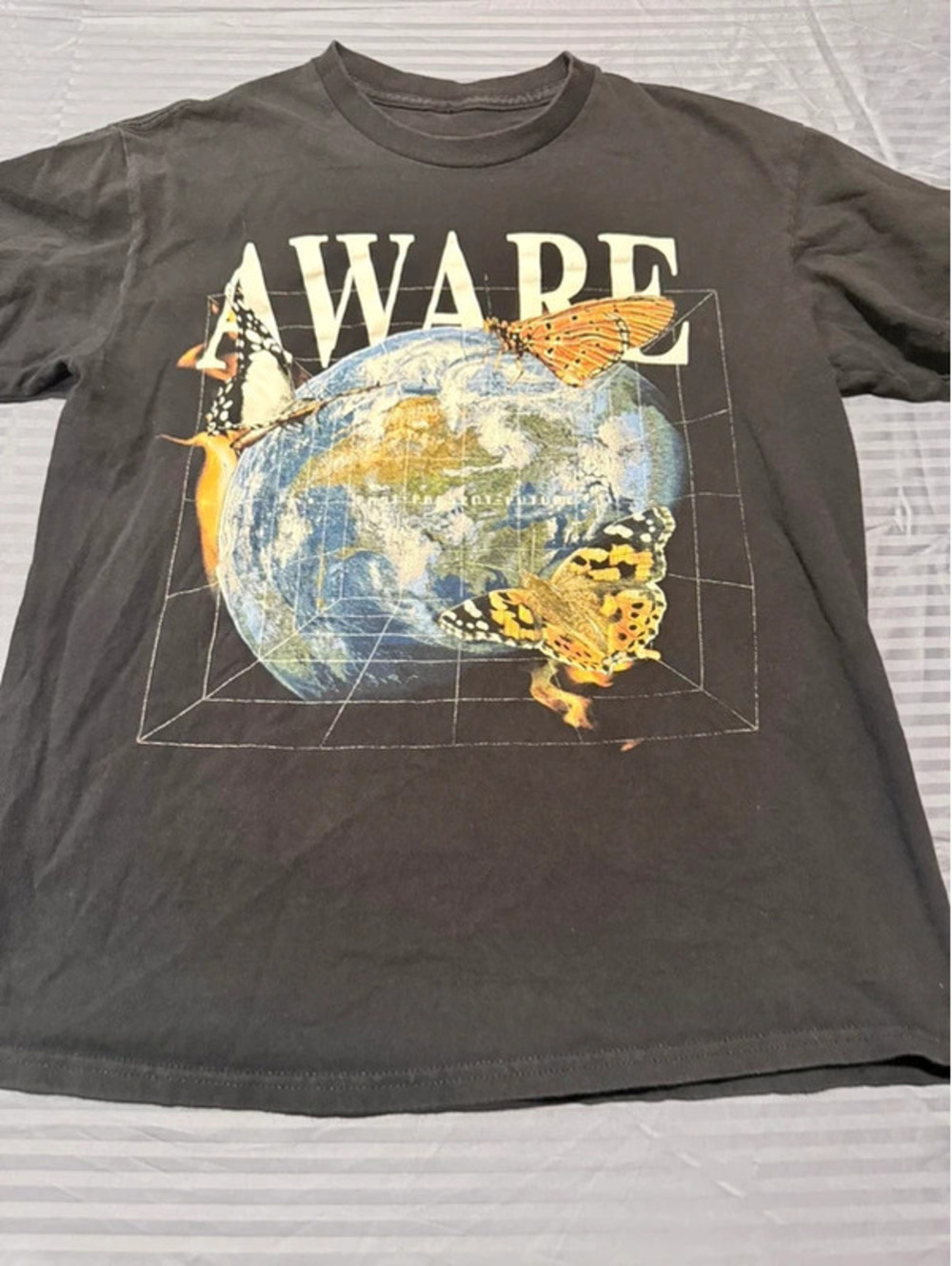 12OZ Club Aware Earth Butterfly Graphic T-Shirt Medium 1348